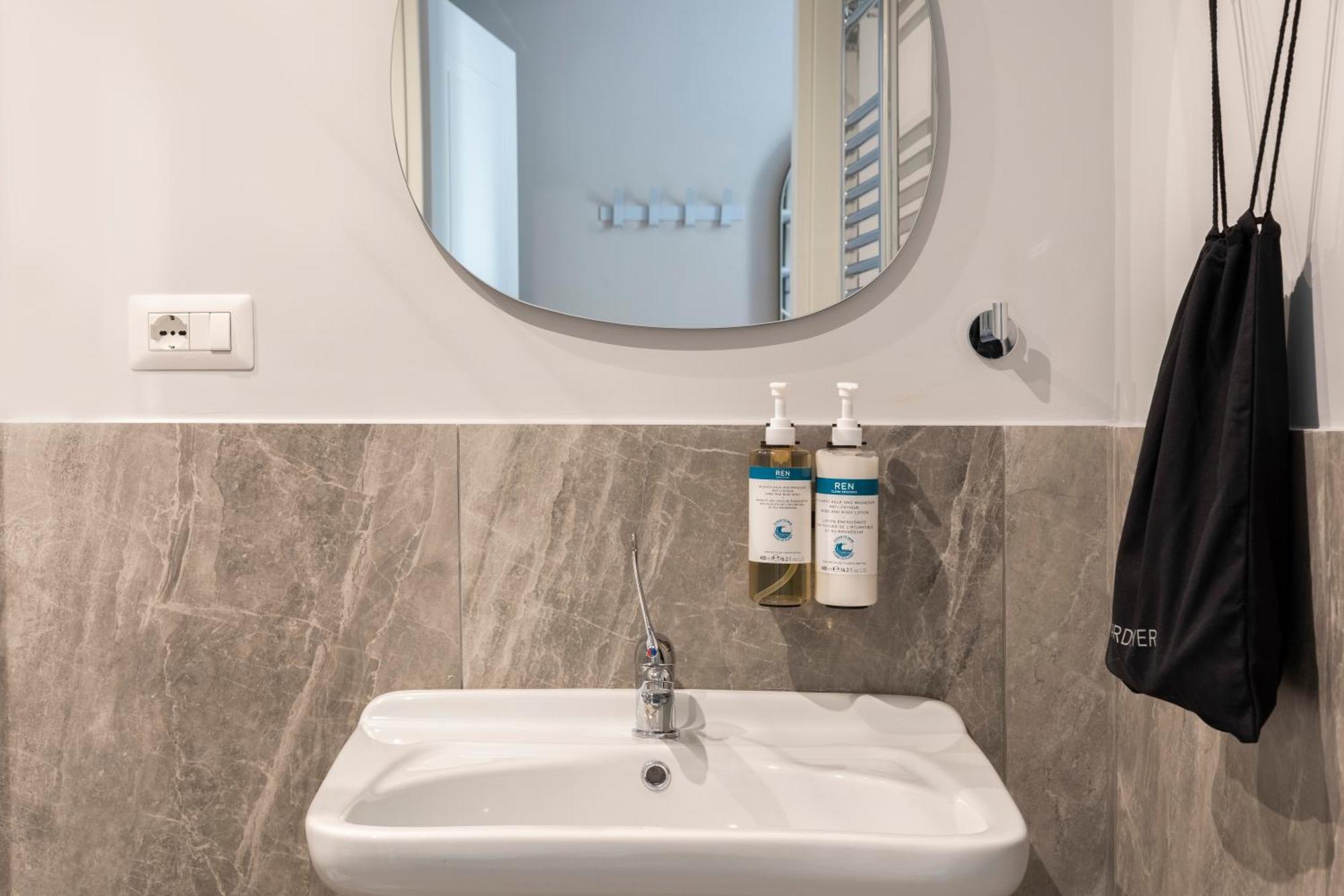 Hotel Numa Rome Linea Zewnętrze zdjęcie